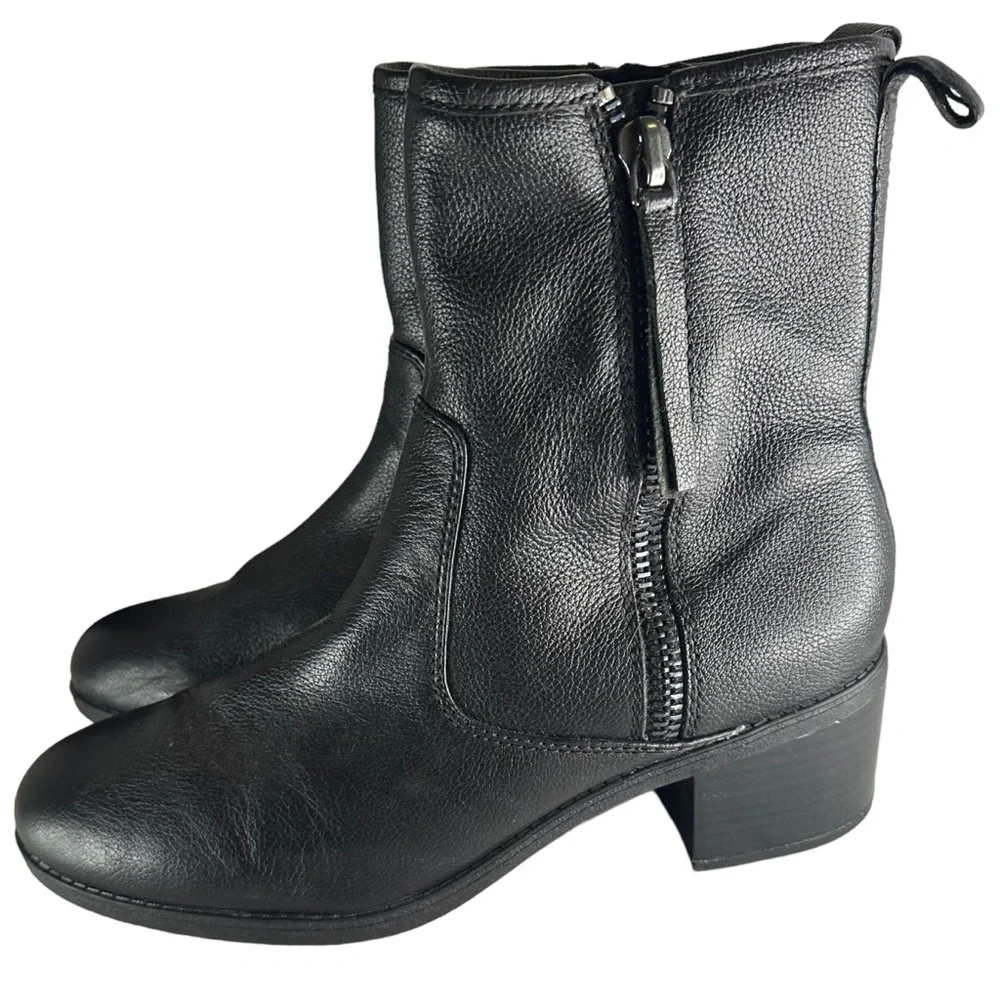 Clarks Women's Nevella Devon Black Leather Side Zip Ankle Boots Size 10 - Picture 3 of 10